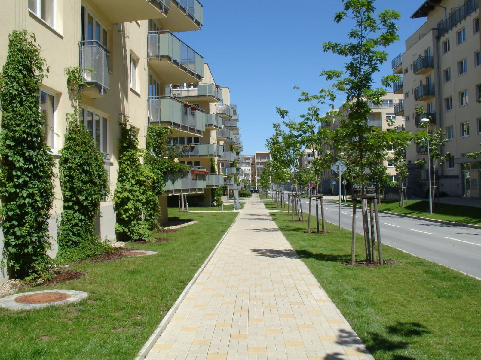 2 bedroom with open-plan kitchen flat to rent, 78 m², Budapešťská, Prague, Prague 2 bedroom with open-plan kitchen flat to rent, 78 m², Budapešťská, Prague, Prague