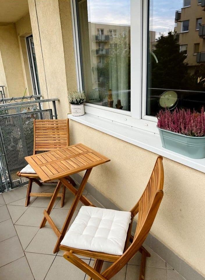 2 bedroom with open-plan kitchen flat to rent, 78 m², Budapešťská, Prague, Prague 2 bedroom with open-plan kitchen flat to rent, 78 m², Budapešťská, Prague, Prague