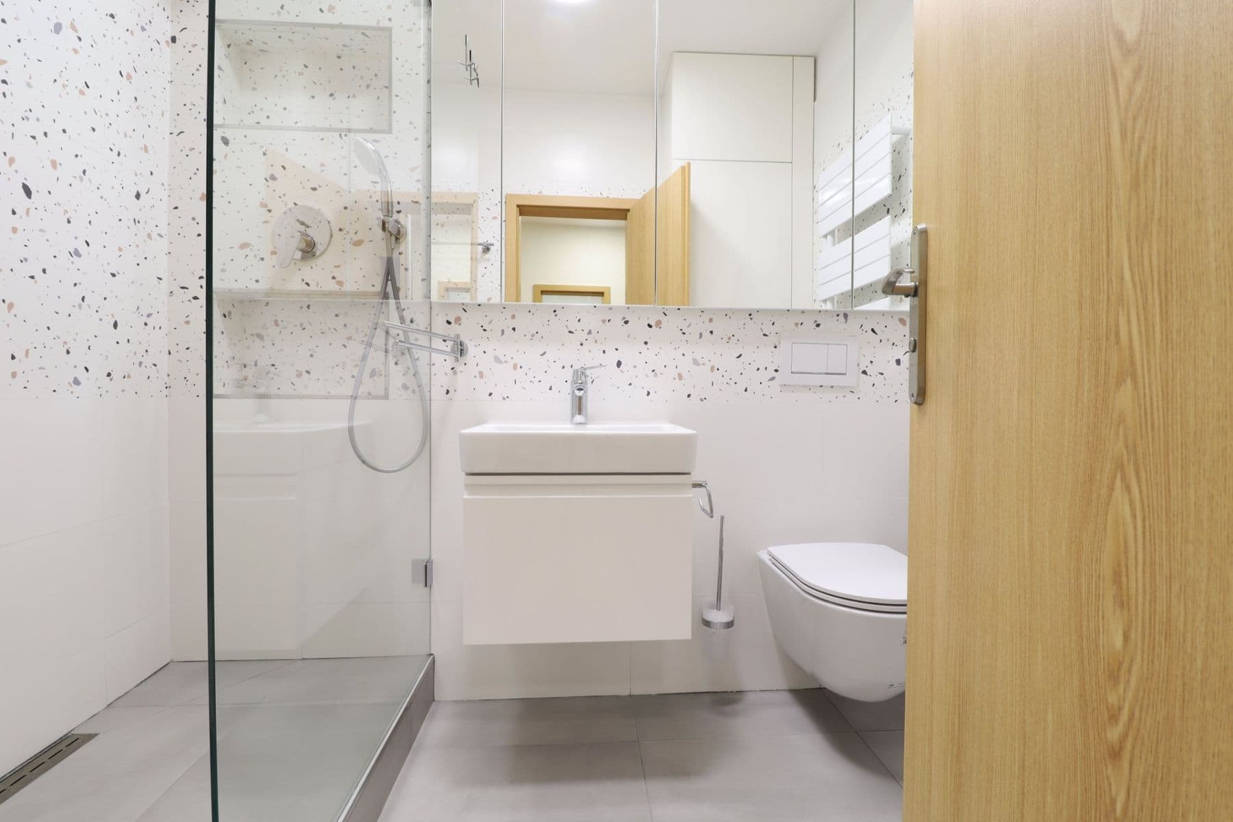 1 bedroom with open-plan kitchen flat to rent, 56 m², V dolině, Prague, Prague 1 bedroom with open-plan kitchen flat to rent, 56 m², V dolině, Prague, Prague