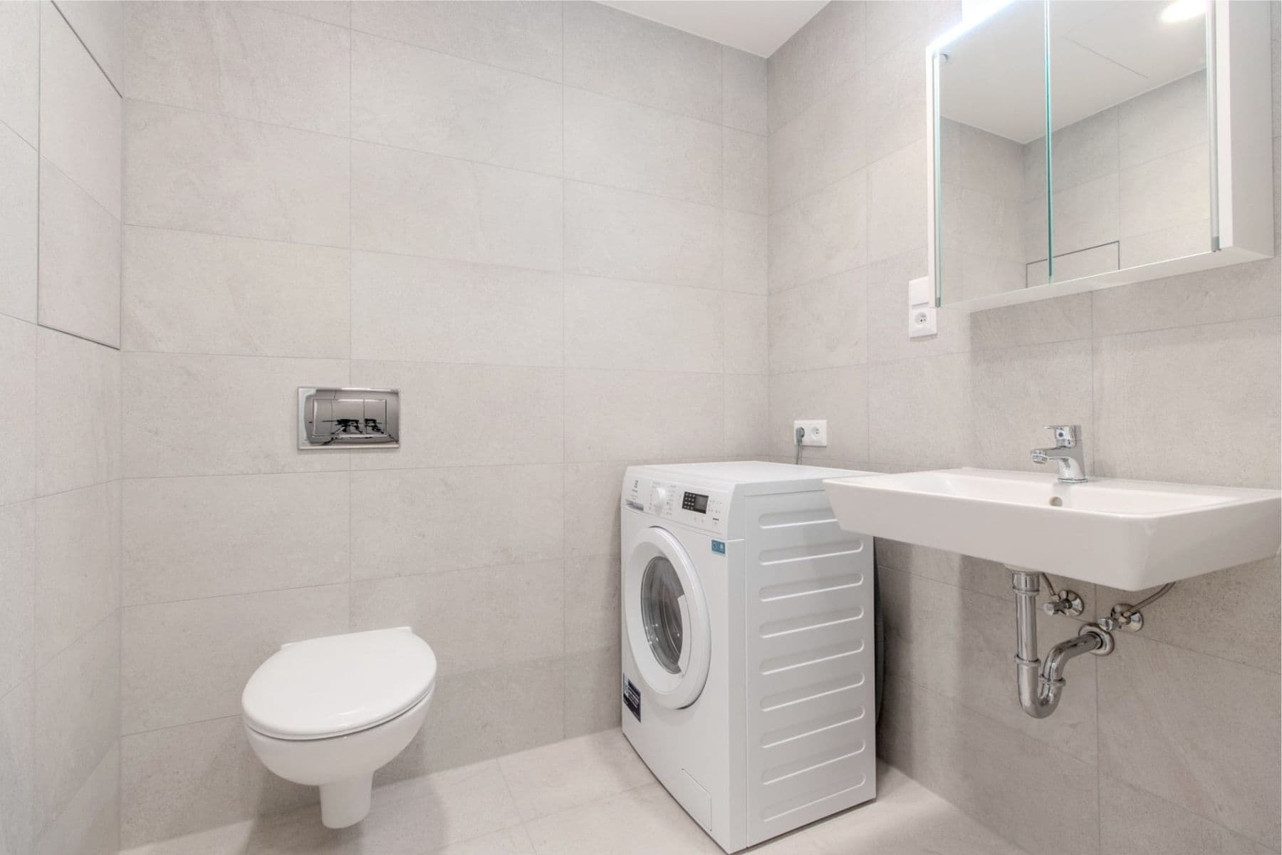 Studio flat to rent, 35 m², Poděbradská, Prague, Prague Studio flat to rent, 35 m², Poděbradská, Prague, Prague