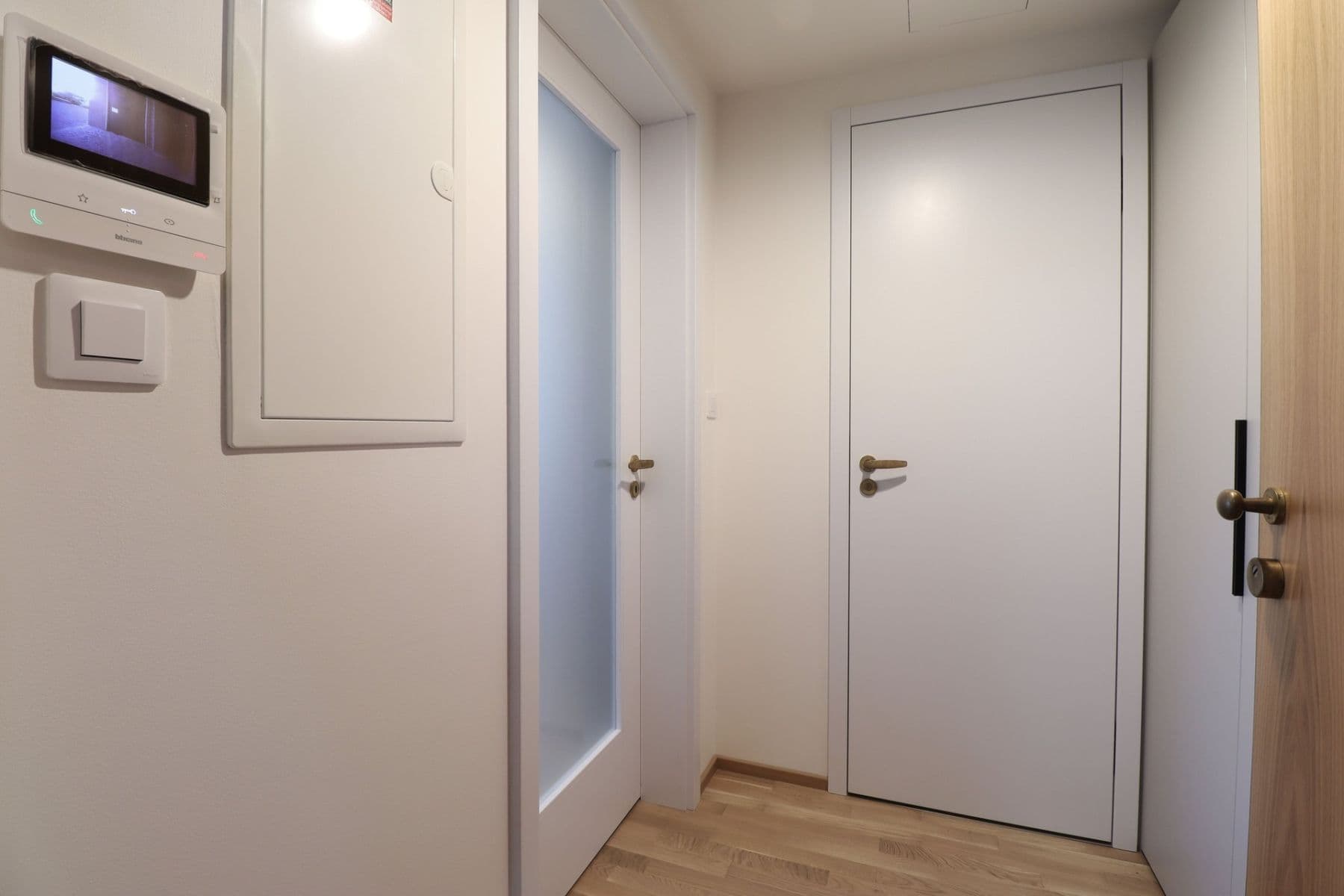 Studio flat to rent, 36 m², Toyen, Prague, Prague Studio flat to rent, 36 m², Toyen, Prague, Prague