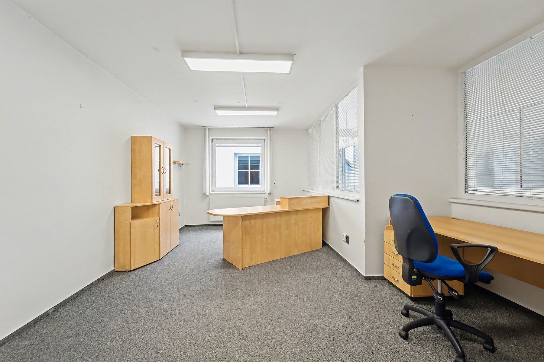 office for sale, 2,004 m², Čermákova, Kladno, Středočeský Region office for sale, 2,004 m², Čermákova, Kladno, Středočeský Region