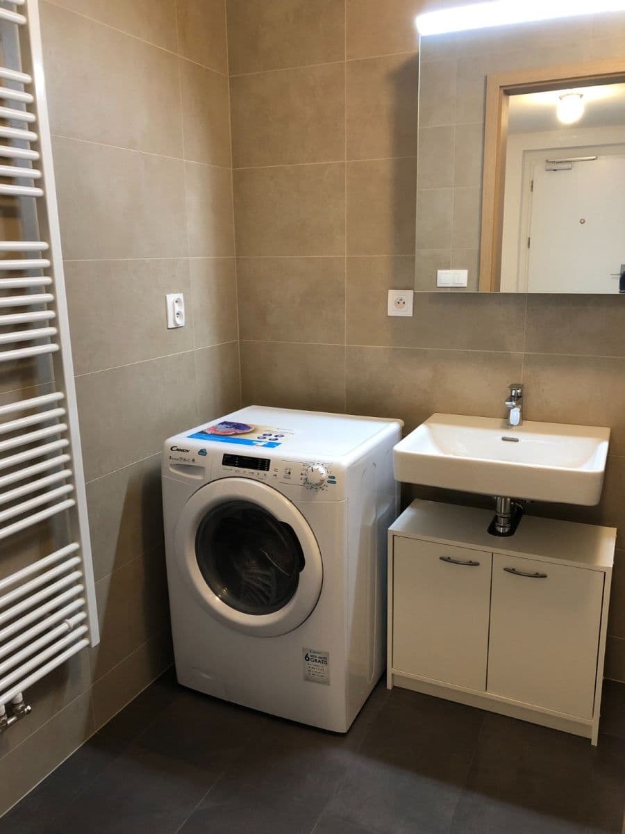 1 bedroom with open-plan kitchen flat for sale, 55 m², náměstí Biskupa Bruna, Ostrava, Moravskoslezský Region 1 bedroom with open-plan kitchen flat for sale, 55 m², náměstí Biskupa Bruna, Ostrava, Moravskoslezský Region