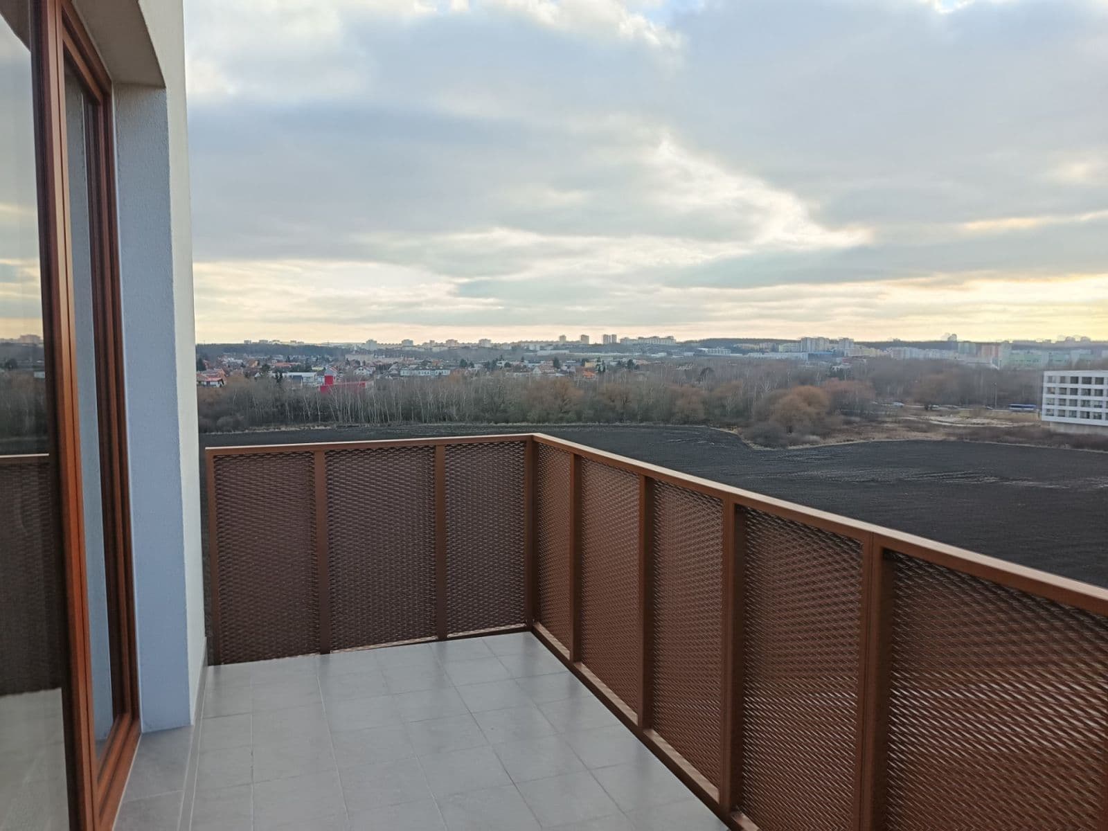 2 bedroom with open-plan kitchen flat to rent, 96 m², Kardausova, Prague, Prague 2 bedroom with open-plan kitchen flat to rent, 96 m², Kardausova, Prague, Prague
