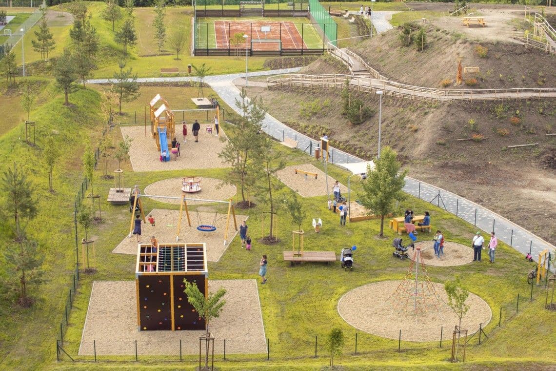 2 bedroom with open-plan kitchen flat to rent, 96 m², Kardausova, Prague, Prague 2 bedroom with open-plan kitchen flat to rent, 96 m², Kardausova, Prague, Prague