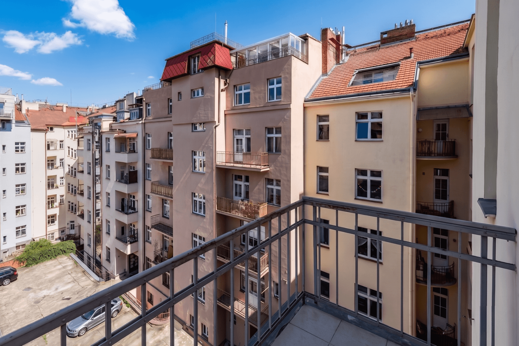 3 bedroom with open-plan kitchen flat for sale, 100 m², Československé armády, Prague, Prague 3 bedroom with open-plan kitchen flat for sale, 100 m², Československé armády, Prague, Prague