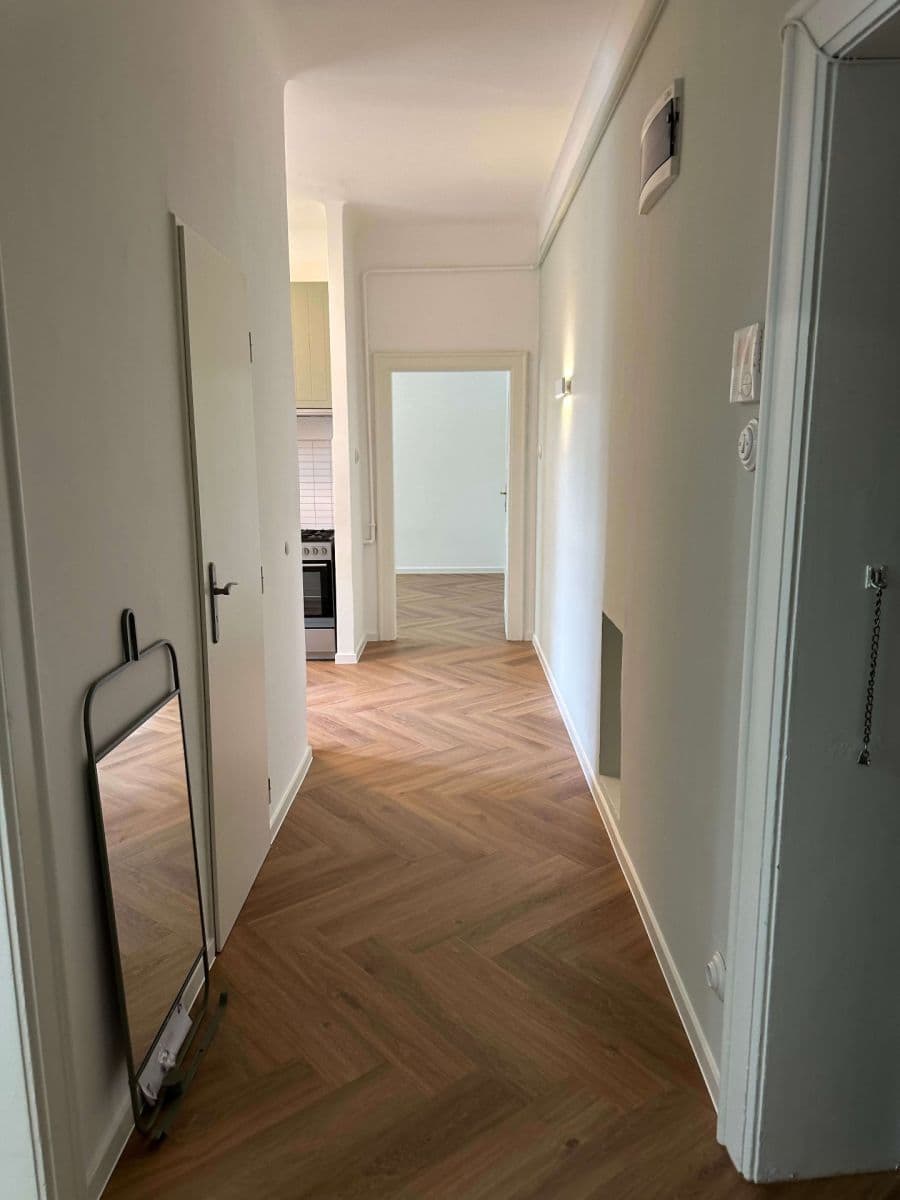 2 bedroom flat to rent, 52 m², Křížkovského, Brno, Jihomoravský Region 2 bedroom flat to rent, 52 m², Křížkovského, Brno, Jihomoravský Region