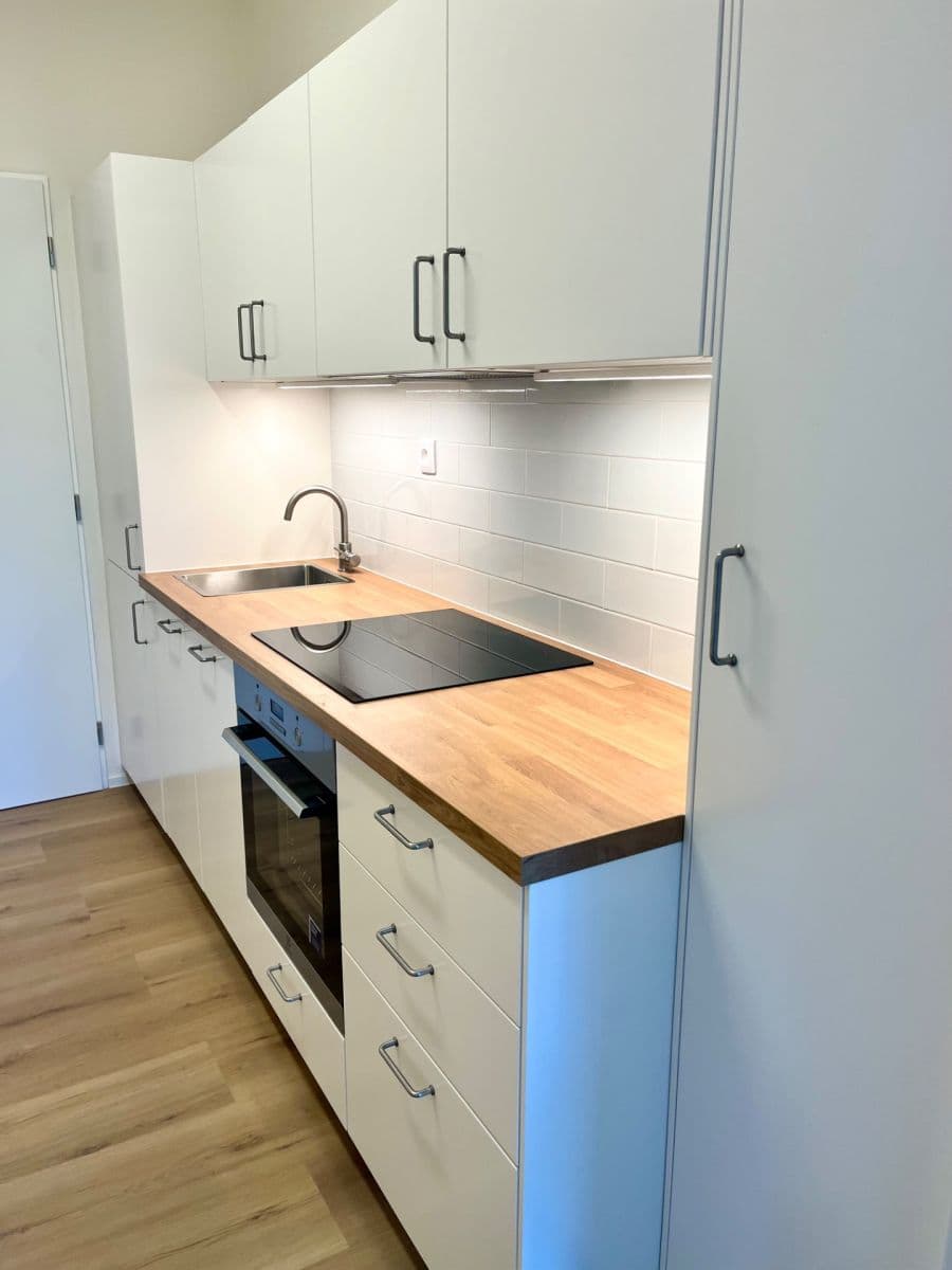 1 bedroom flat to rent, 32 m², Černokostelecká, Prague, Prague 1 bedroom flat to rent, 32 m², Černokostelecká, Prague, Prague