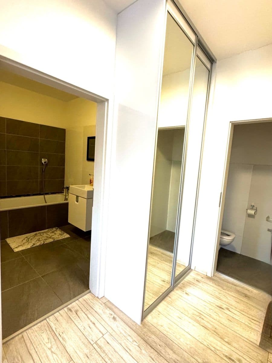 3 bedroom flat to rent, 71 m², Nové Mesto, Bratislavský Region 3 bedroom flat to rent, 71 m², Nové Mesto, Bratislavský Region