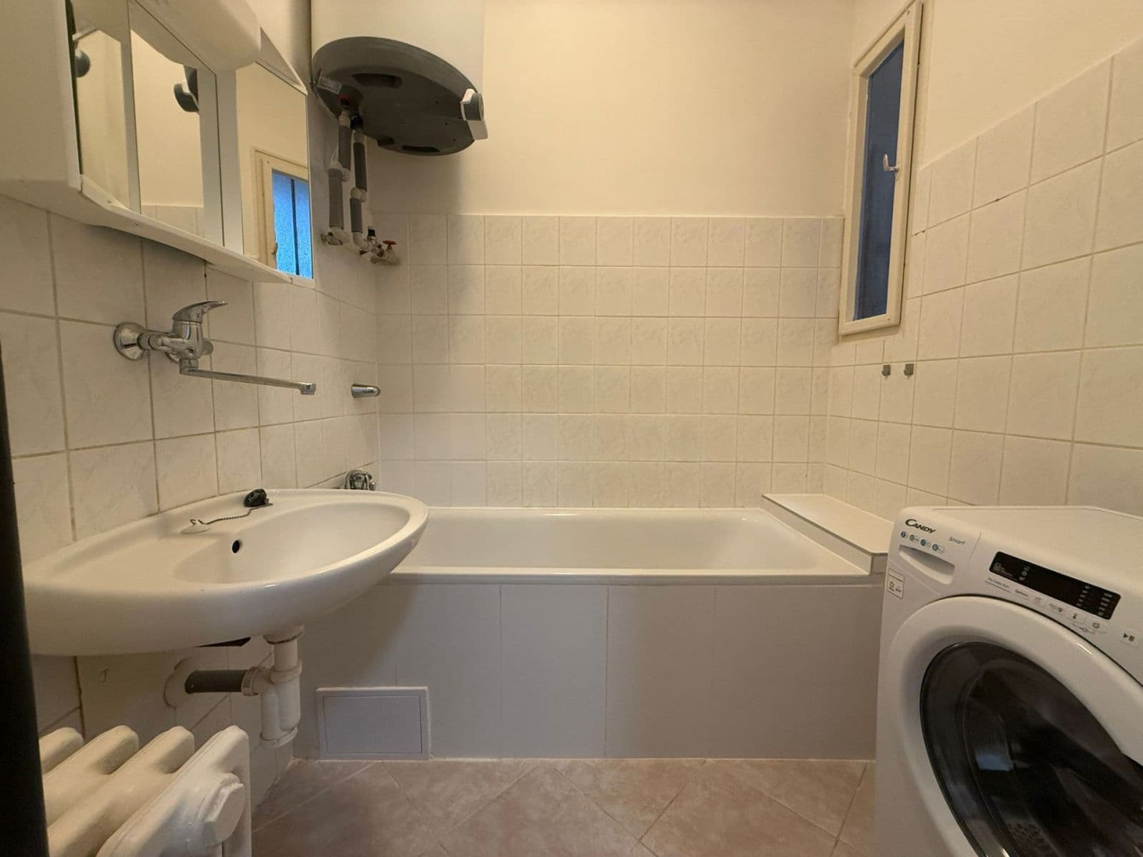 3 bedroom flat to rent, 80 m², Bělohorská, Prague, Prague 3 bedroom flat to rent, 80 m², Bělohorská, Prague, Prague