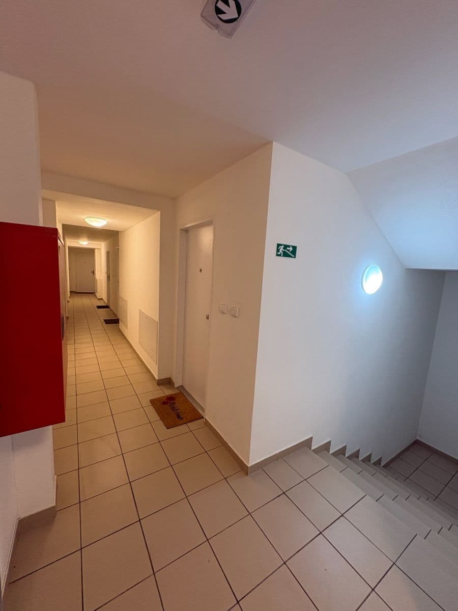 1 bedroom with open-plan kitchen flat to rent, 43 m², Zlín, Zlínský Region 1 bedroom with open-plan kitchen flat to rent, 43 m², Zlín, Zlínský Region