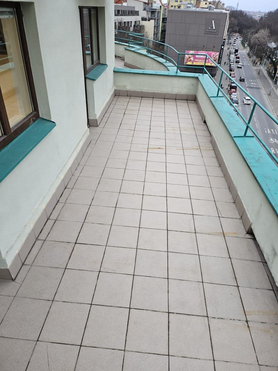 2 bedroom flat to rent, 53 m², Vrchlického, Prague, Prague 2 bedroom flat to rent, 53 m², Vrchlického, Prague, Prague