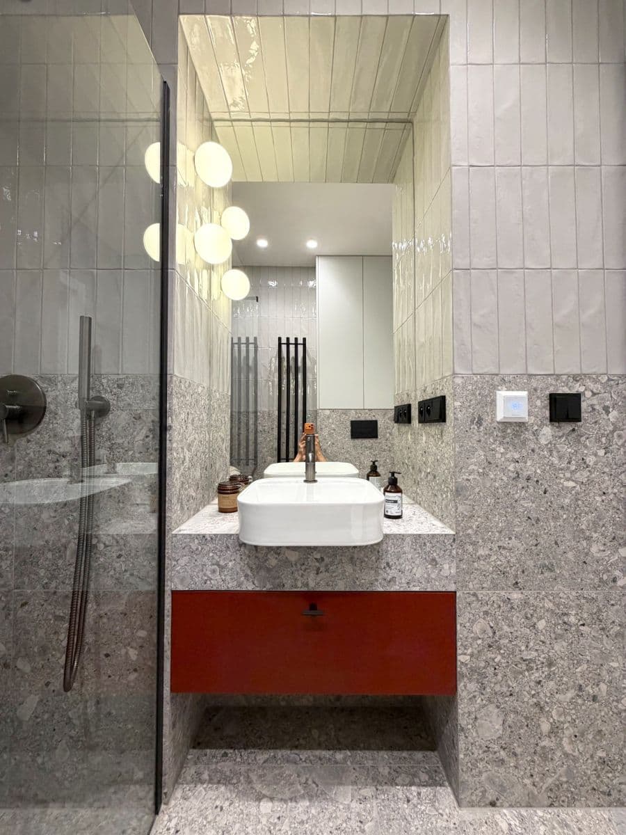 1 bedroom with open-plan kitchen flat to rent, 41 m², Karlínské náměstí, Prague, Prague 1 bedroom with open-plan kitchen flat to rent, 41 m², Karlínské náměstí, Prague, Prague