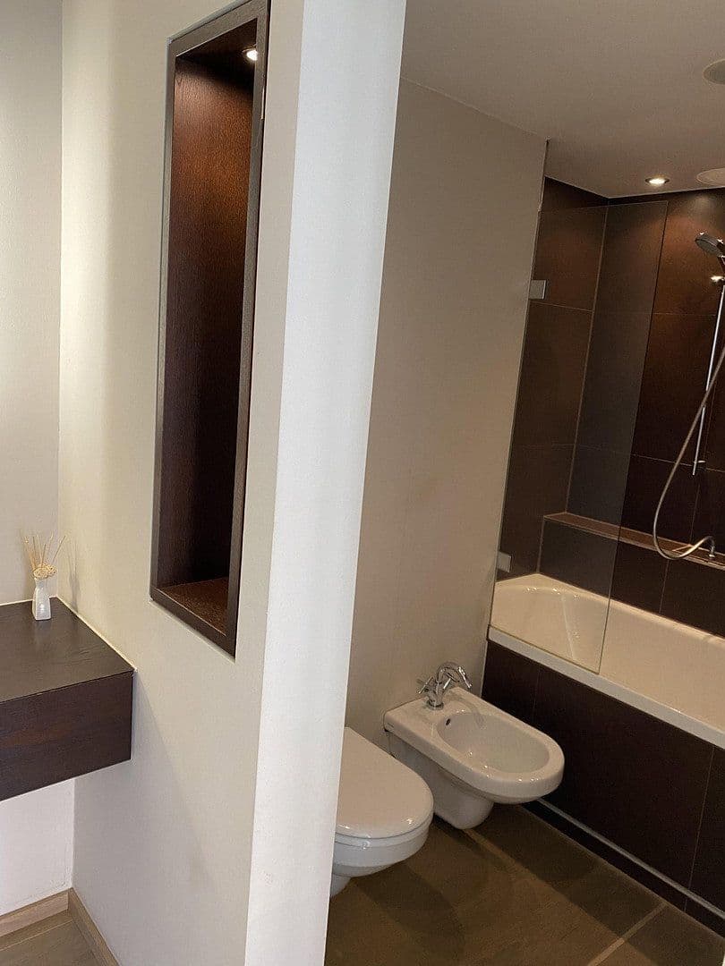 2 bedroom flat to rent, 60 m², Adams-Lehmann-Strasse, München, Bavaria 2 bedroom flat to rent, 60 m², Adams-Lehmann-Strasse, München, Bavaria