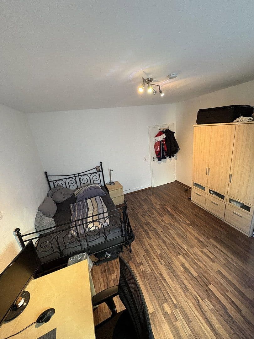 3 bedroom flat to rent, 18 m², Veielbrunnenweg 84, Stuttgart, Baden-Württemberg 3 bedroom flat to rent, 18 m², Veielbrunnenweg 84, Stuttgart, Baden-Württemberg