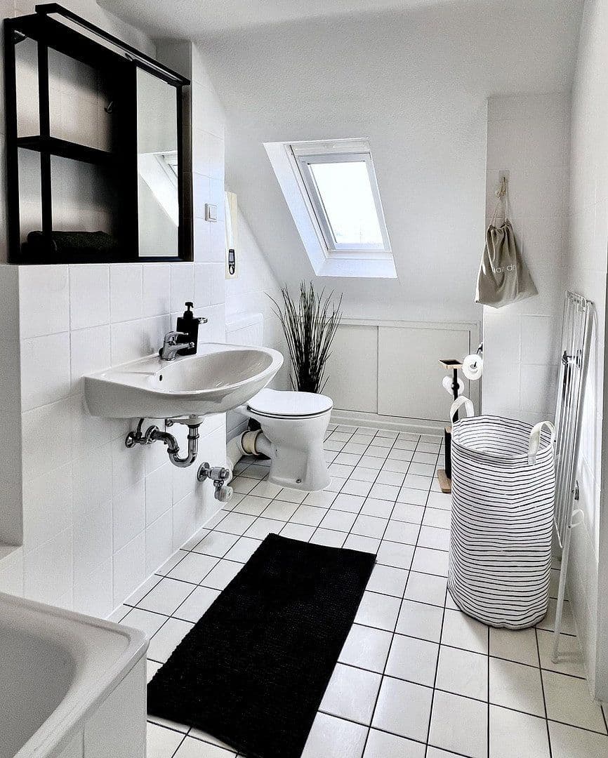 1 bedroom flat to rent, 40 m², Rüttenscheider Straße 256, Essen, North Rhine-Westphalia 1 bedroom flat to rent, 40 m², Rüttenscheider Straße 256, Essen, North Rhine-Westphalia