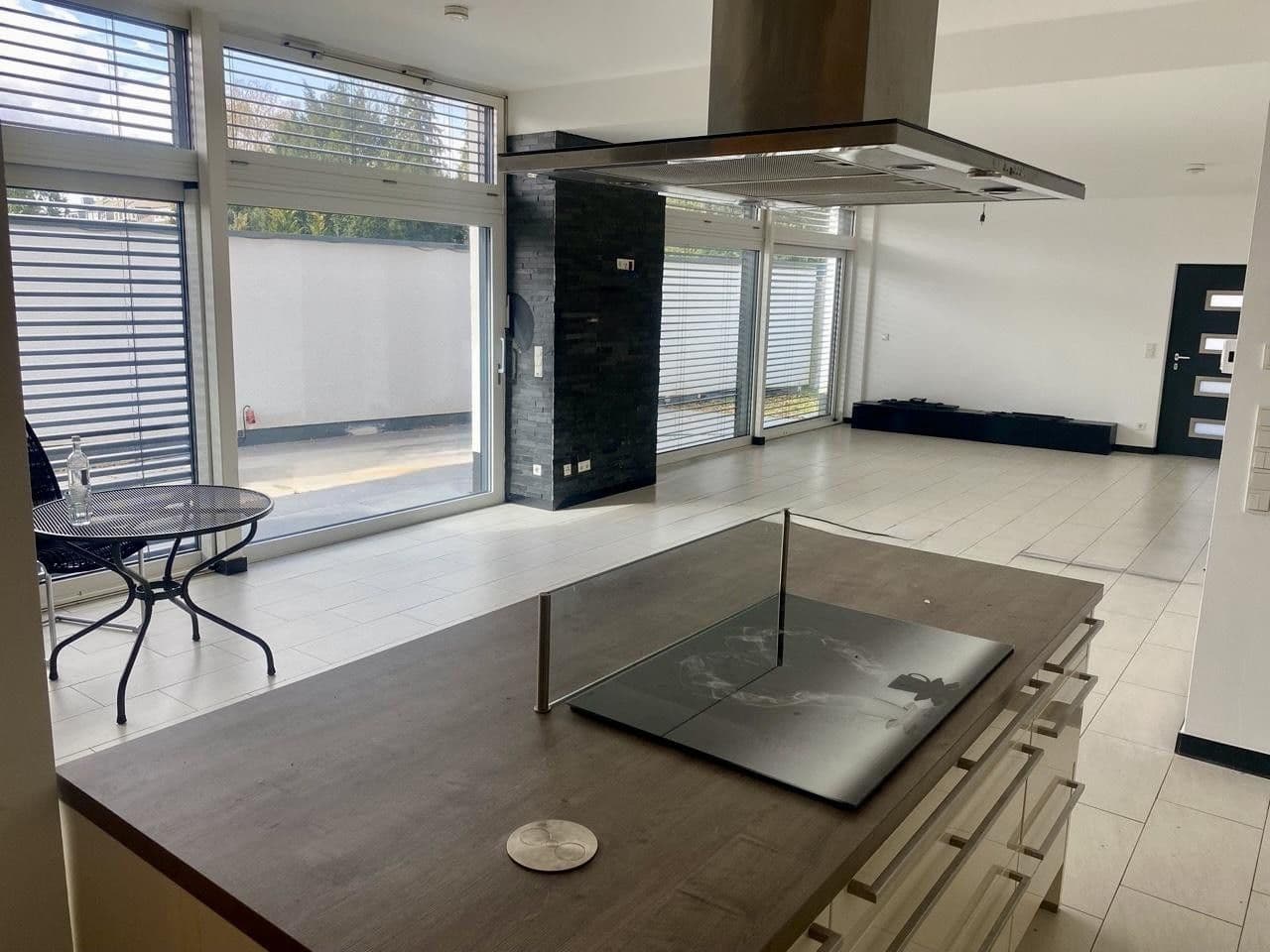 house for sale, 496 m², Bergisch Gladbach, North Rhine-Westphalia house for sale, 496 m², Bergisch Gladbach, North Rhine-Westphalia