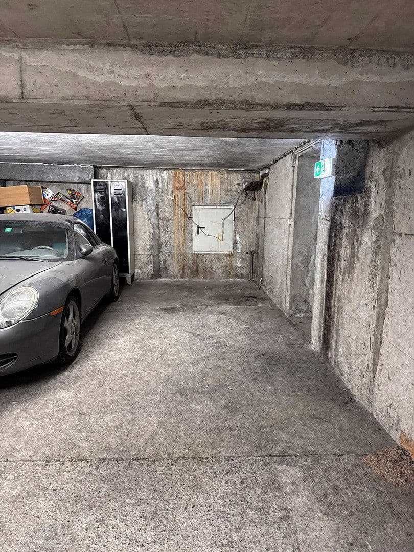 garage to rent, 18 m², Hauptstrasse 160, Weil am Rhein, Baden-Württemberg garage to rent, 18 m², Hauptstrasse 160, Weil am Rhein, Baden-Württemberg