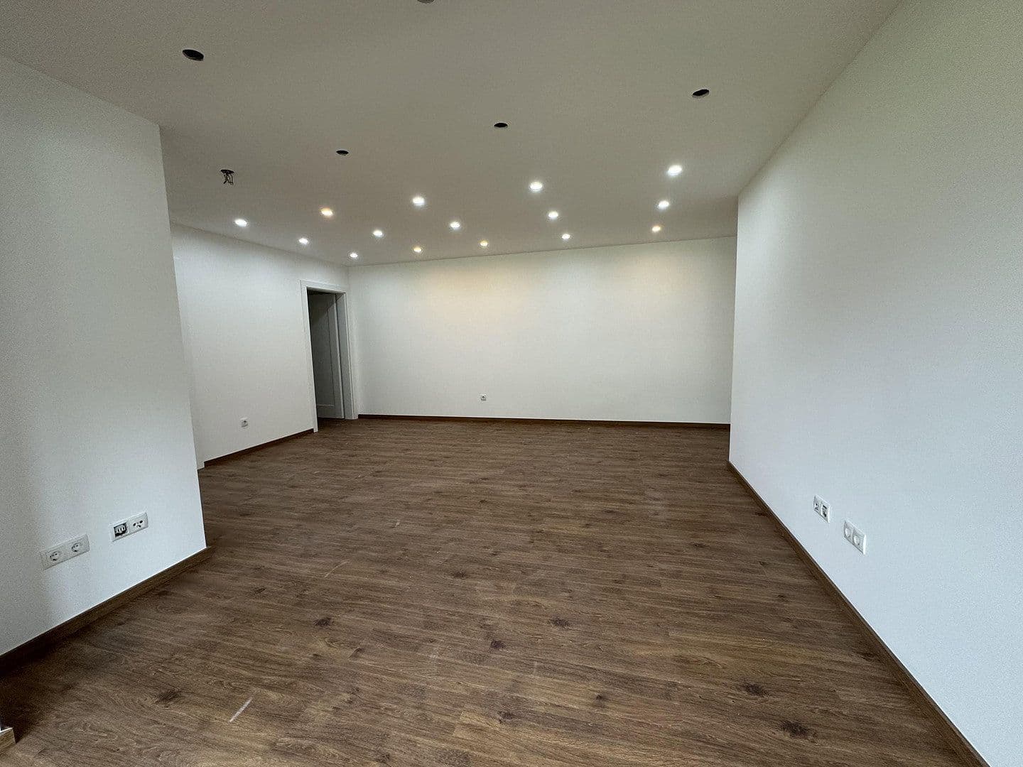 office to rent, 92 m², Badstr. 131, Egloffstein, Bavaria office to rent, 92 m², Badstr. 131, Egloffstein, Bavaria