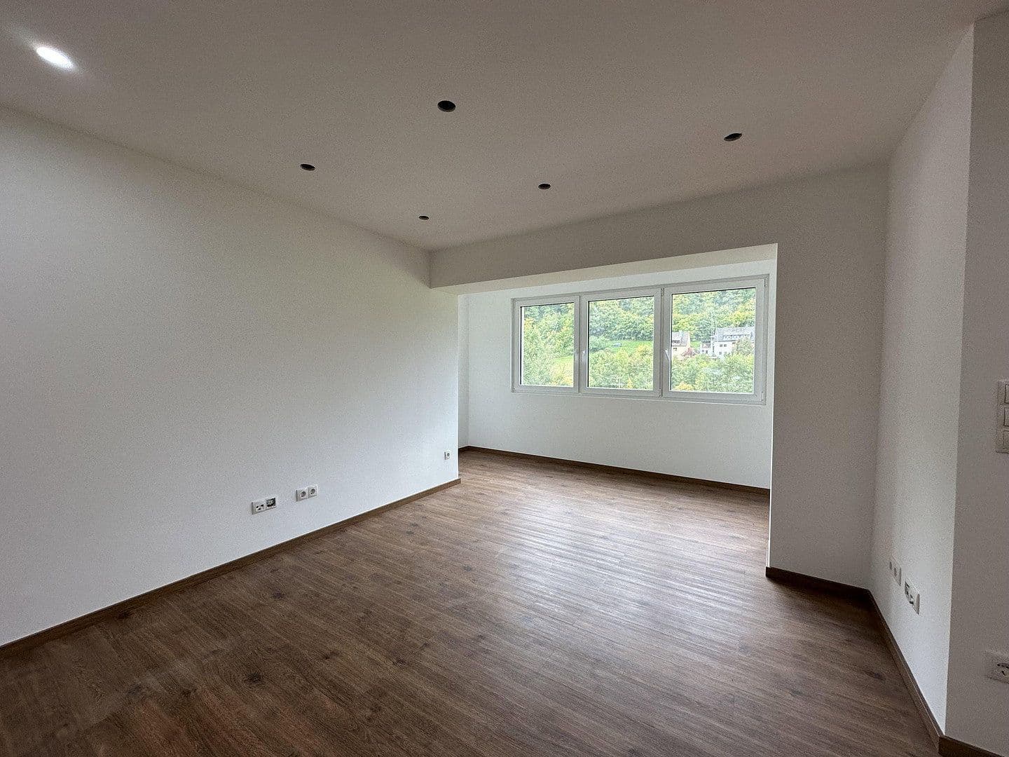 office to rent, 92 m², Badstr. 131, Egloffstein, Bavaria office to rent, 92 m², Badstr. 131, Egloffstein, Bavaria
