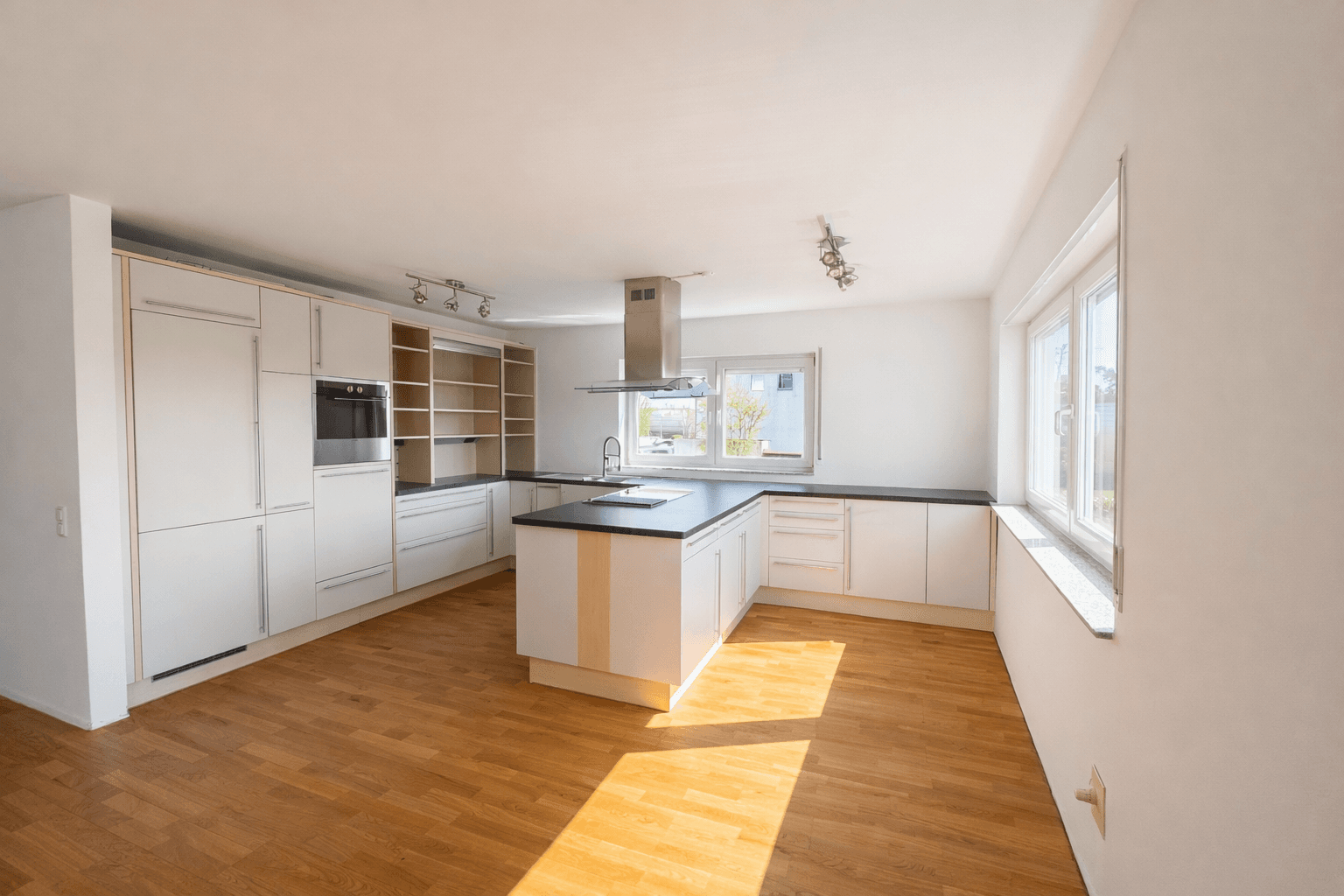 3 bedroom flat for sale, 98 m², Savoyenring 10, Mörfelden-Walldorf, Hesse 3 bedroom flat for sale, 98 m², Savoyenring 10, Mörfelden-Walldorf, Hesse