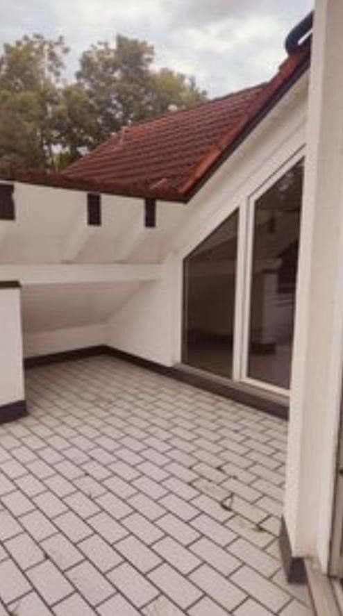 1 bedroom with open-plan kitchen flat to rent, 70 m², Balingen, Baden-Württemberg 1 bedroom with open-plan kitchen flat to rent, 70 m², Balingen, Baden-Württemberg