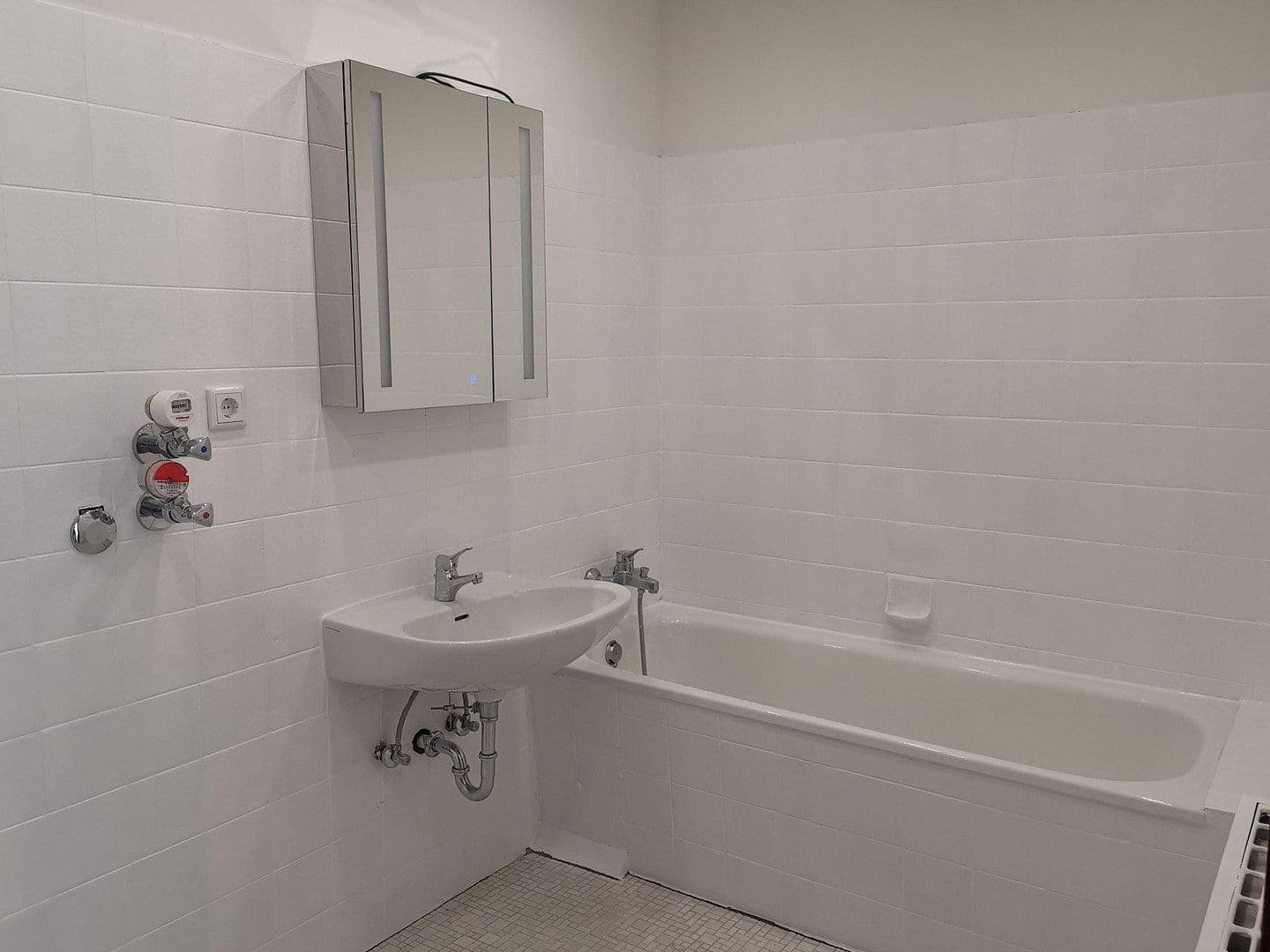 3 bedroom flat to rent, 91 m², Feldbergstraße 14, Heusenstamm, Hesse 3 bedroom flat to rent, 91 m², Feldbergstraße 14, Heusenstamm, Hesse