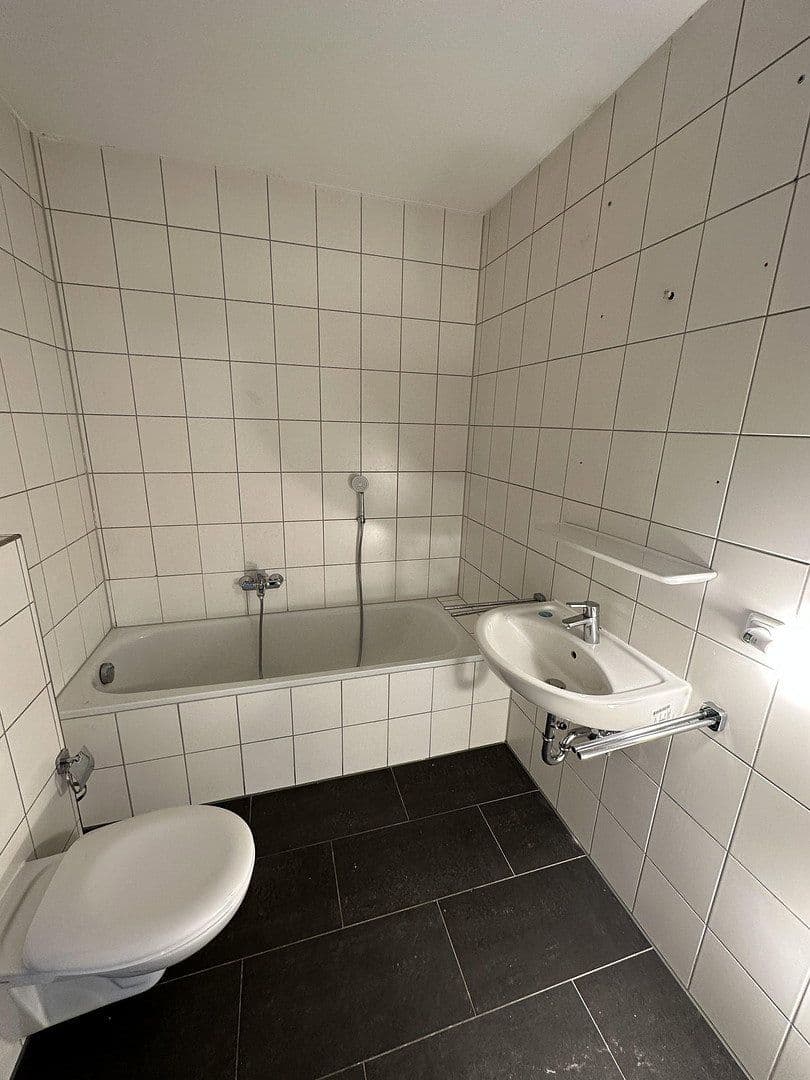 3 bedroom flat to rent, 79 m², Biesterbergweg 9, Lemgo, North Rhine-Westphalia 3 bedroom flat to rent, 79 m², Biesterbergweg 9, Lemgo, North Rhine-Westphalia