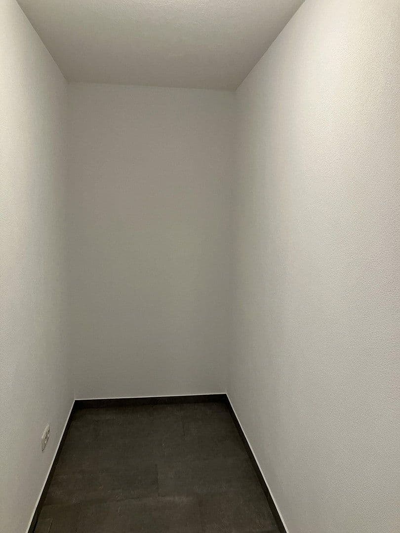 3 bedroom flat to rent, 90 m², Bahnhofstraße 47, Groß-Bieberau, Hesse 3 bedroom flat to rent, 90 m², Bahnhofstraße 47, Groß-Bieberau, Hesse