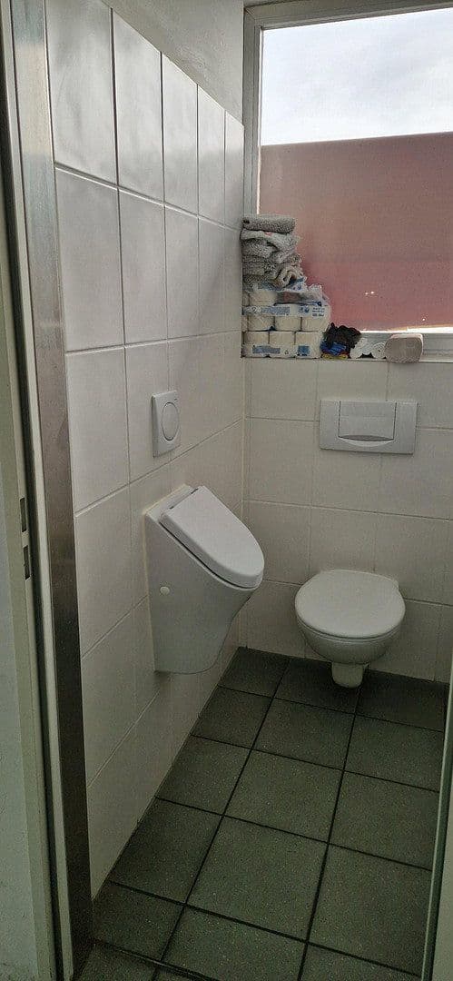 non-residential property to rent, 1,999 m², Mittelweg 4, Großostheim, Bavaria non-residential property to rent, 1,999 m², Mittelweg 4, Großostheim, Bavaria