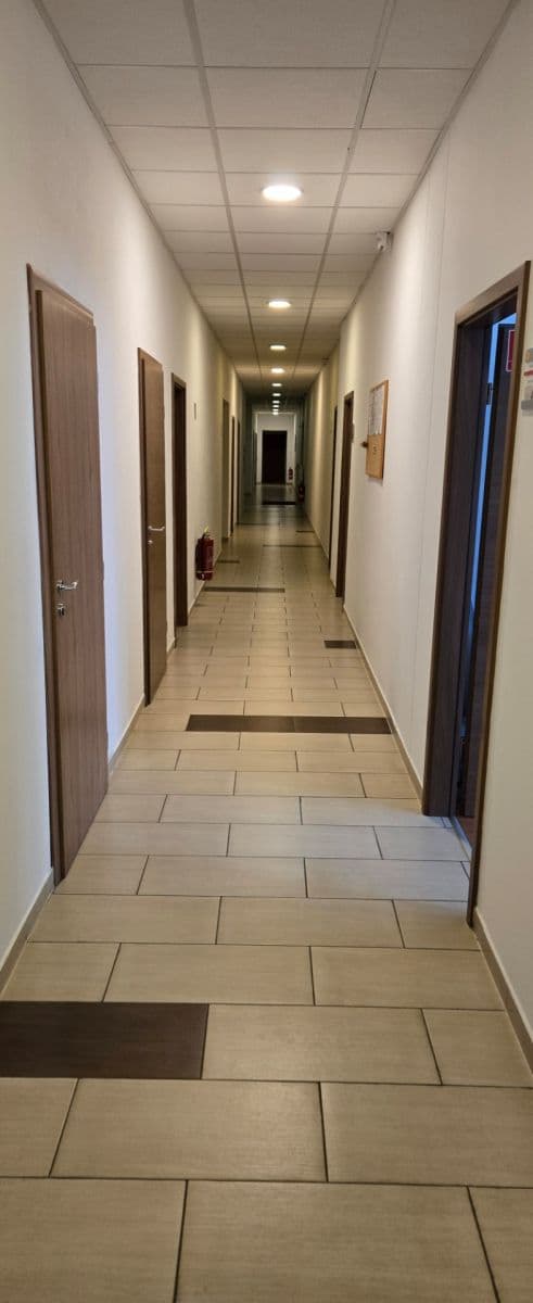 office to rent, 34 m², Ružová dolina, Ružinov, Bratislavský Region office to rent, 34 m², Ružová dolina, Ružinov, Bratislavský Region