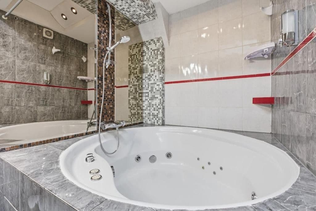 1 bedroom with open-plan kitchen flat for sale, 86 m², Horova, Karlovy Vary, Karlovarský Region 1 bedroom with open-plan kitchen flat for sale, 86 m², Horova, Karlovy Vary, Karlovarský Region