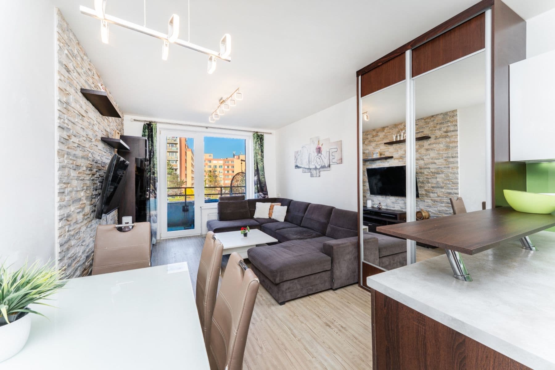 1 bedroom with open-plan kitchen flat for sale, 53 m², Pavla Beneše, Prague, Prague 1 bedroom with open-plan kitchen flat for sale, 53 m², Pavla Beneše, Prague, Prague