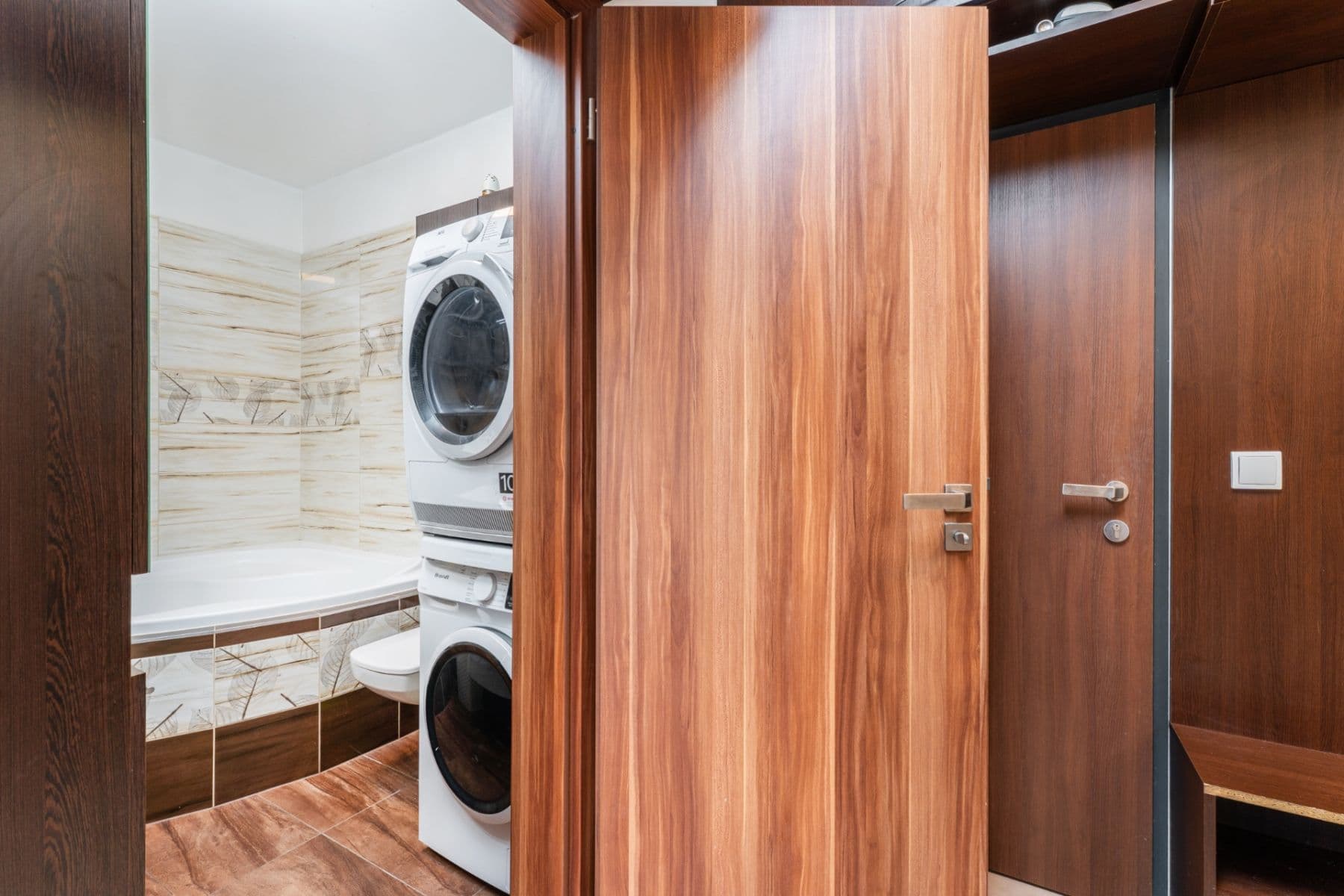 1 bedroom with open-plan kitchen flat for sale, 53 m², Pavla Beneše, Prague, Prague 1 bedroom with open-plan kitchen flat for sale, 53 m², Pavla Beneše, Prague, Prague