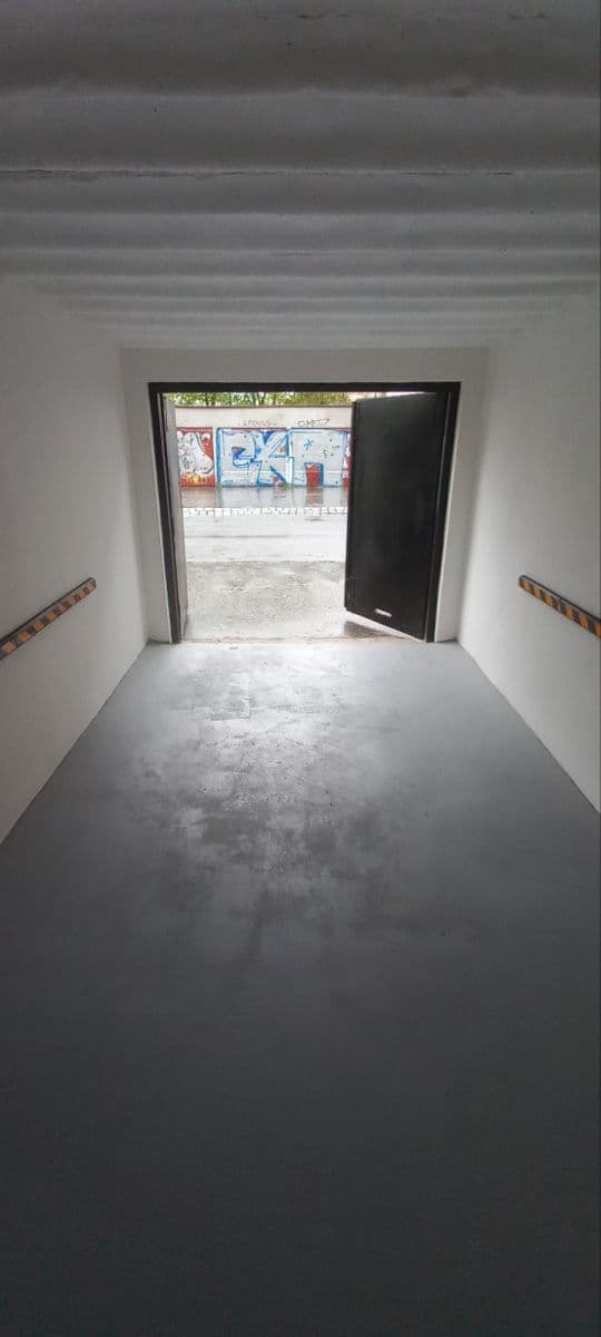 garage to rent, 17 m², Bajkalská, Prague, Prague garage to rent, 17 m², Bajkalská, Prague, Prague