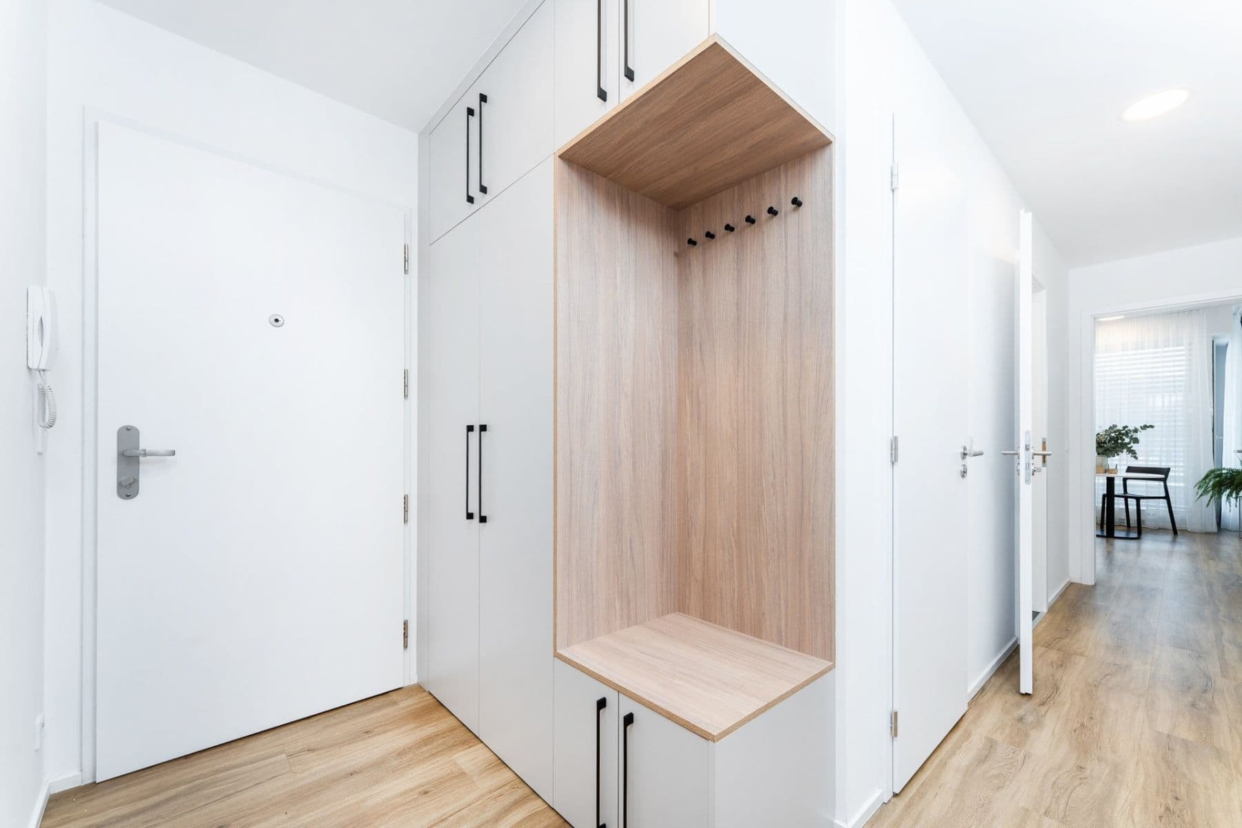 1 bedroom with open-plan kitchen flat to rent, 52 m², Odkolkova, Prague, Prague 1 bedroom with open-plan kitchen flat to rent, 52 m², Odkolkova, Prague, Prague
