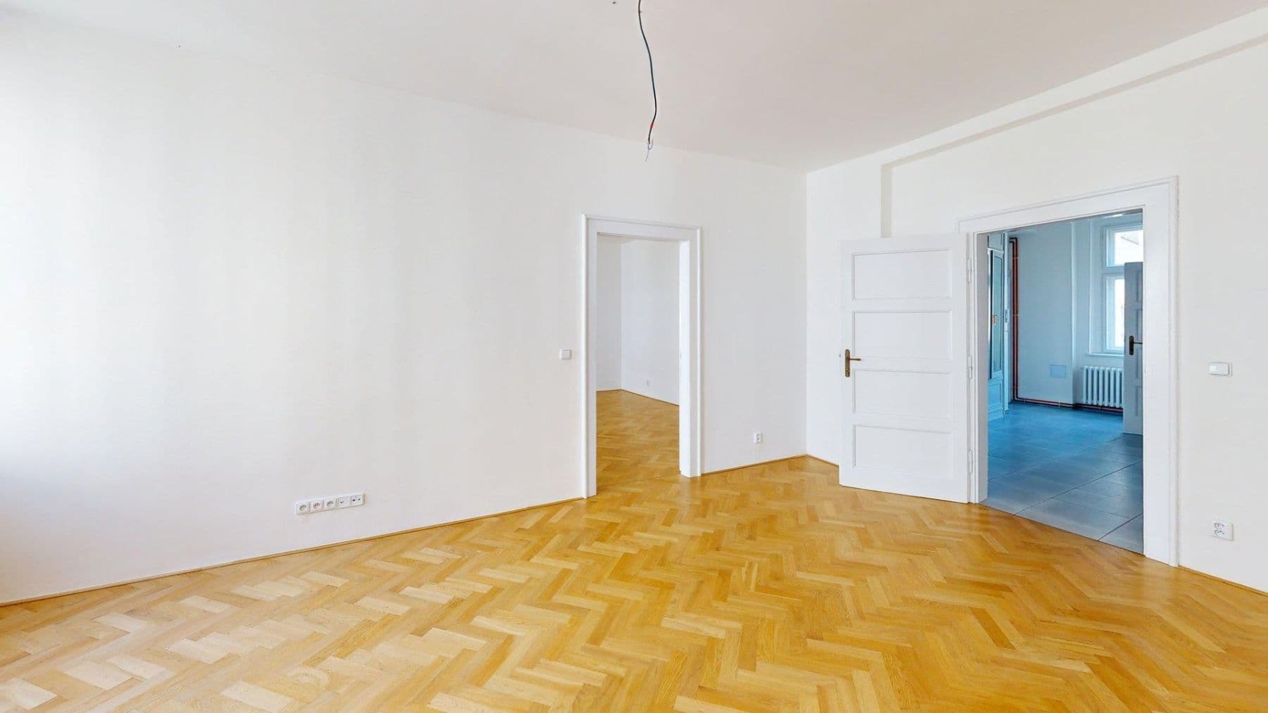 3 bedroom flat to rent, 142 m², Melantrichova, Prague, Prague 3 bedroom flat to rent, 142 m², Melantrichova, Prague, Prague
