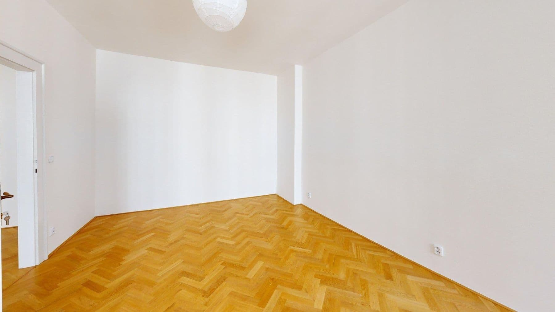 3 bedroom flat to rent, 142 m², Melantrichova, Prague, Prague 3 bedroom flat to rent, 142 m², Melantrichova, Prague, Prague