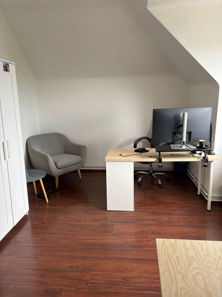 office to rent, 16 m², Nad Údolím, Prague, Prague office to rent, 16 m², Nad Údolím, Prague, Prague