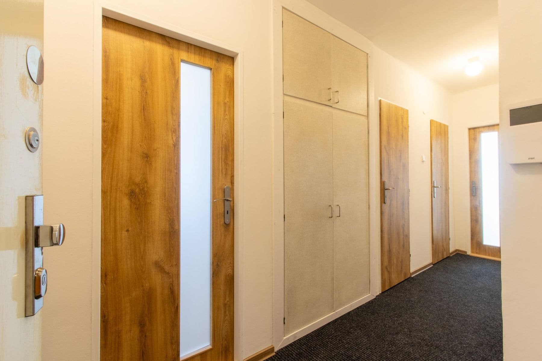 3 bedroom flat to rent, 64 m², Na Petřinách, Prague, Prague 3 bedroom flat to rent, 64 m², Na Petřinách, Prague, Prague