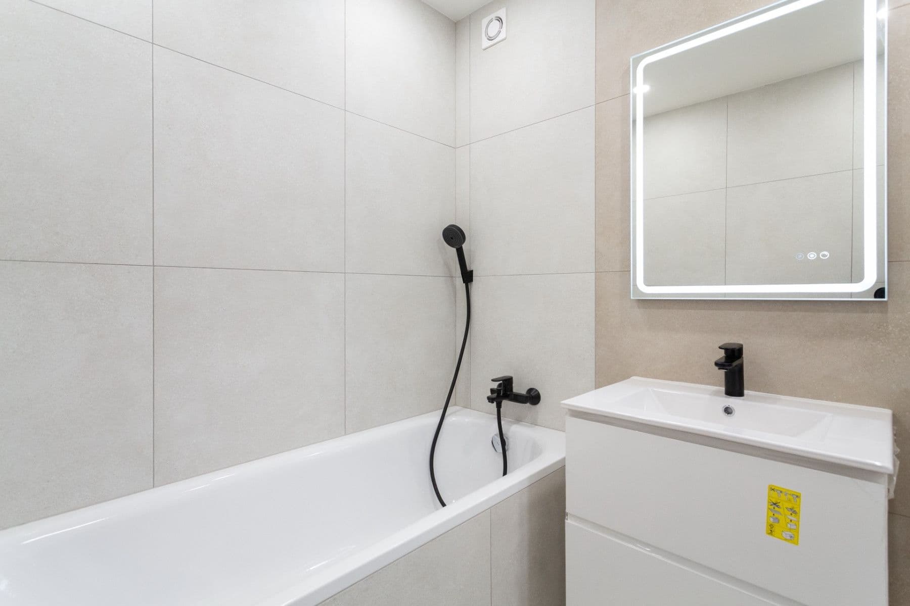 2 bedroom with open-plan kitchen flat for sale, 66 m², Patočkova, Prague, Prague 2 bedroom with open-plan kitchen flat for sale, 66 m², Patočkova, Prague, Prague