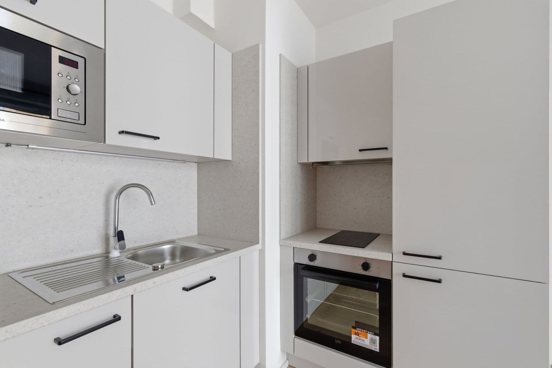 Studio flat to rent, 23 m², Krymská, Prague, Prague Studio flat to rent, 23 m², Krymská, Prague, Prague