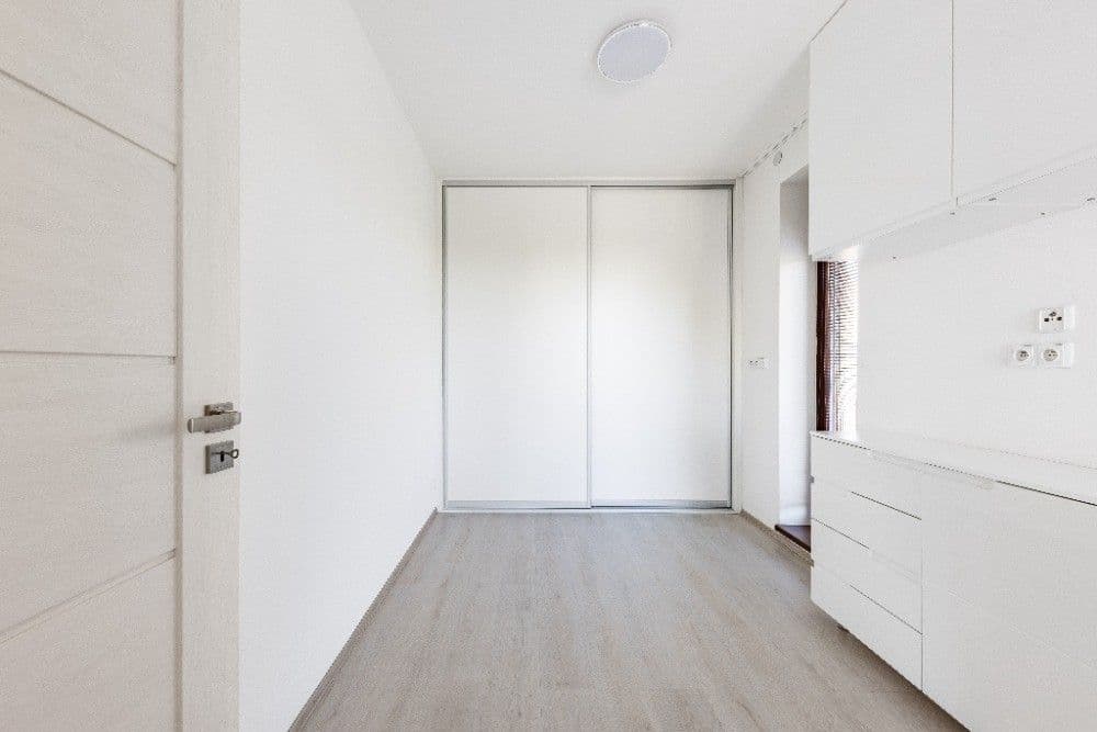 1 bedroom with open-plan kitchen flat for sale, 36 m², Dragounská, Prague, Prague 1 bedroom with open-plan kitchen flat for sale, 36 m², Dragounská, Prague, Prague