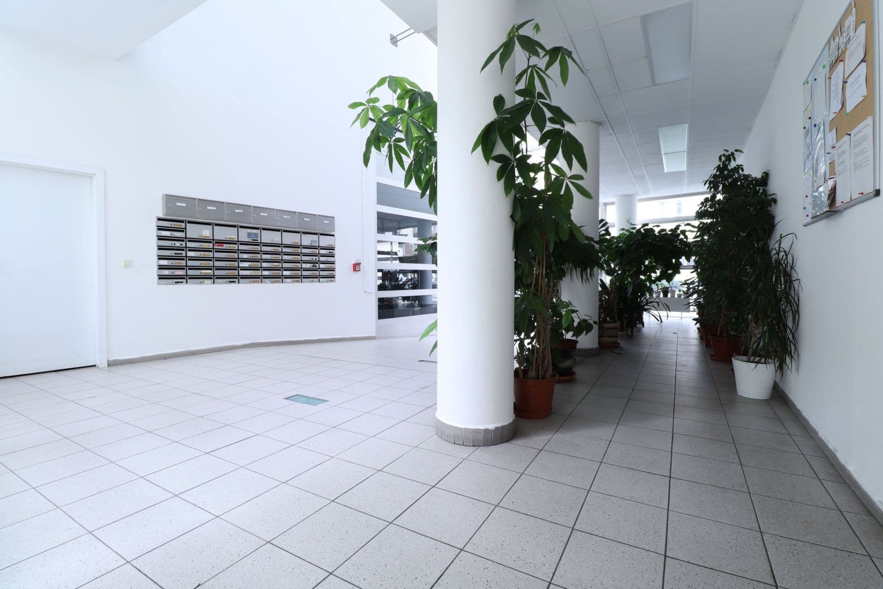 2 bedroom with open-plan kitchen flat to rent, 79 m², Drahobejlova, Prague, Prague 2 bedroom with open-plan kitchen flat to rent, 79 m², Drahobejlova, Prague, Prague