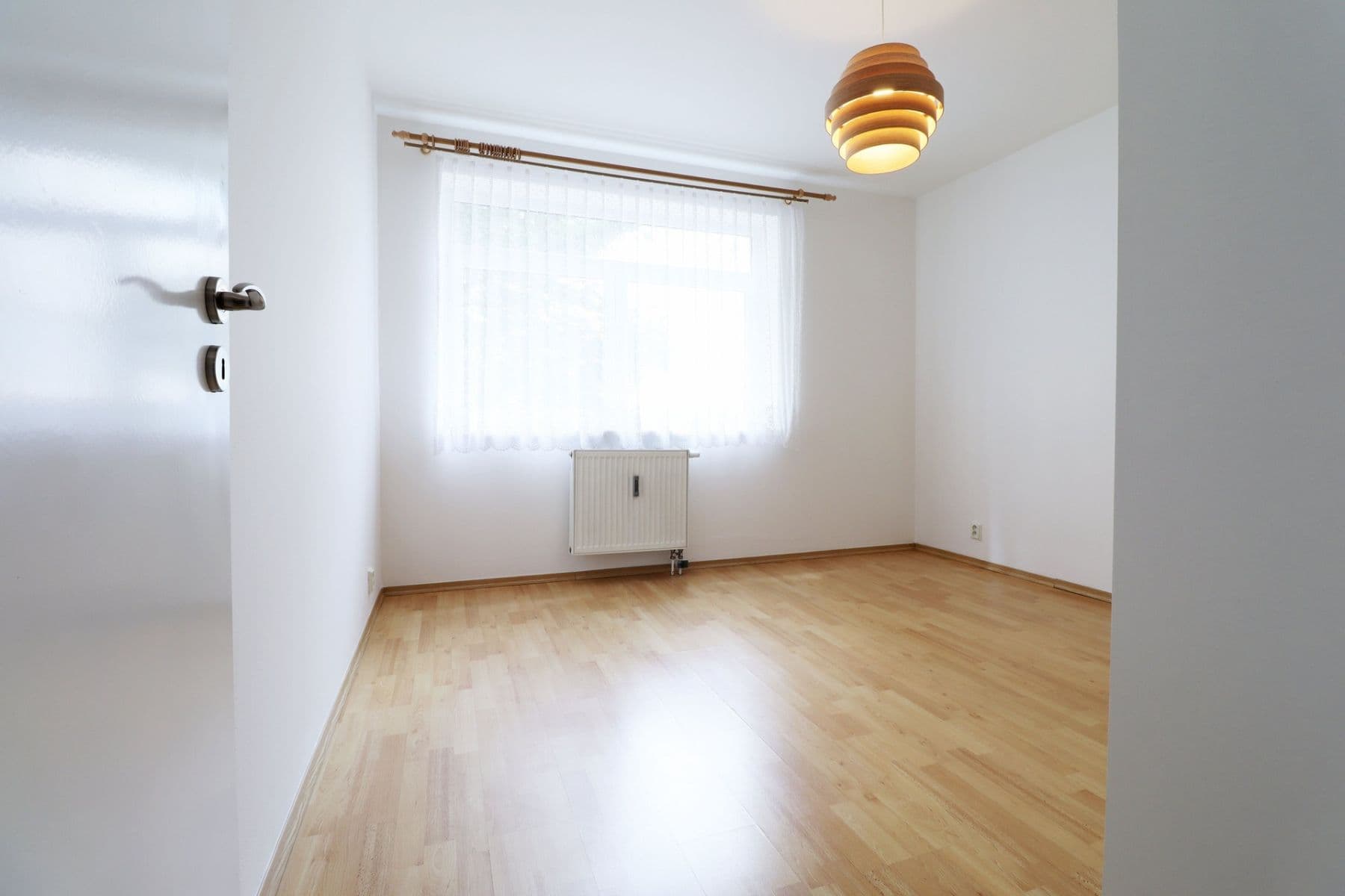 2 bedroom with open-plan kitchen flat to rent, 79 m², Drahobejlova, Prague, Prague 2 bedroom with open-plan kitchen flat to rent, 79 m², Drahobejlova, Prague, Prague