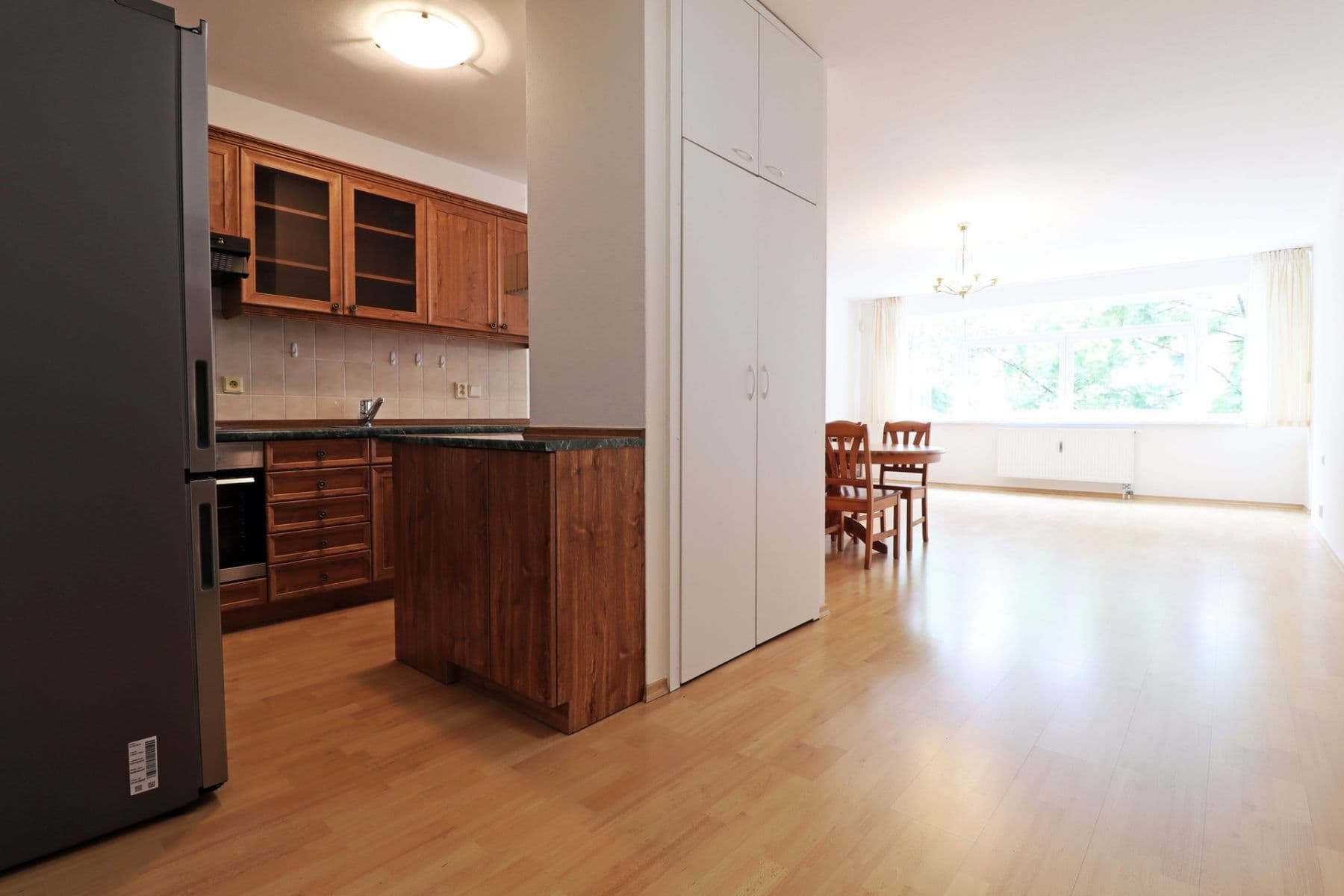 2 bedroom with open-plan kitchen flat to rent, 79 m², Drahobejlova, Prague, Prague 2 bedroom with open-plan kitchen flat to rent, 79 m², Drahobejlova, Prague, Prague