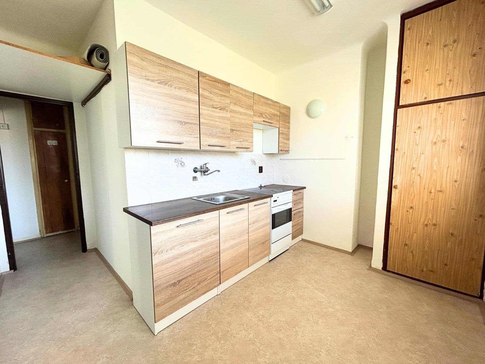 2 bedroom flat to rent, 52 m², Jílovská, Týnec nad Sázavou, Středočeský Region 2 bedroom flat to rent, 52 m², Jílovská, Týnec nad Sázavou, Středočeský Region