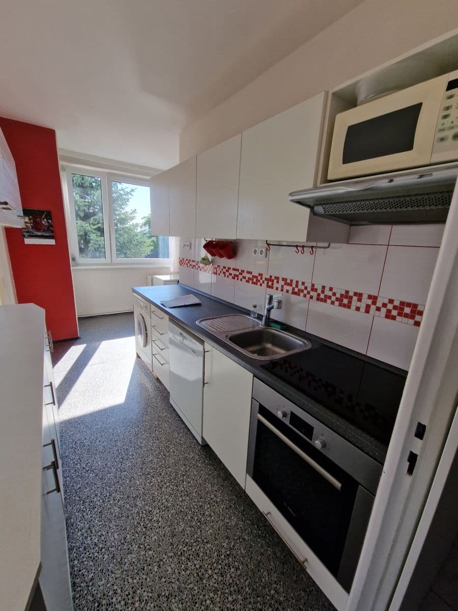 3 bedroom flat to rent, 74 m², Náves Svobody, Olomouc, Olomoucký Region 3 bedroom flat to rent, 74 m², Náves Svobody, Olomouc, Olomoucký Region