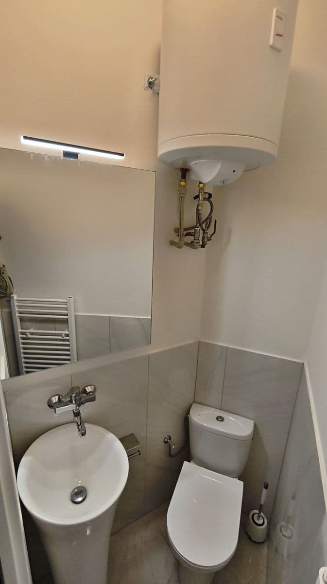 Studio flat to rent, 18 m², Závěrka, Prague, Prague Studio flat to rent, 18 m², Závěrka, Prague, Prague