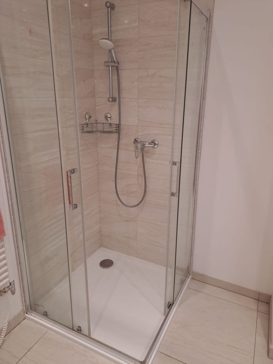 1 bedroom with open-plan kitchen flat to rent, 60 m², Plavínová, Říčany, Středočeský Region 1 bedroom with open-plan kitchen flat to rent, 60 m², Plavínová, Říčany, Středočeský Region